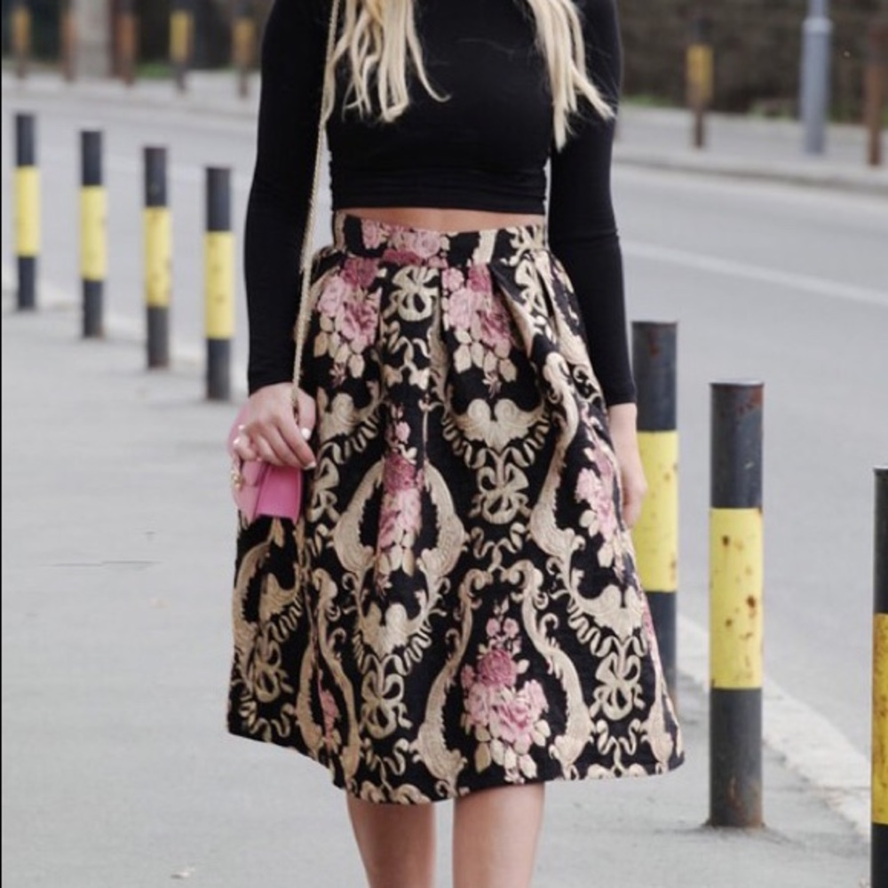 Black A Line Flared Vintage Pattern Skirt